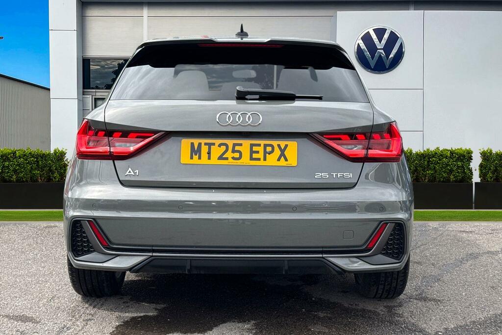 Audi A1 1.0 Tfsi 25 S Line Sportback S Tronic Euro 6 Ss Grey #4