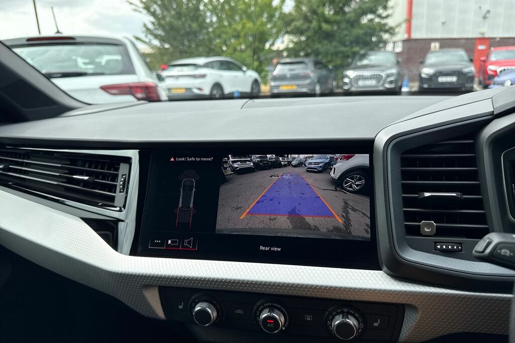 Audi A1 1.0 Tfsi 25 Sport Sportback S Tronic Euro 6 5-Door Blue #44