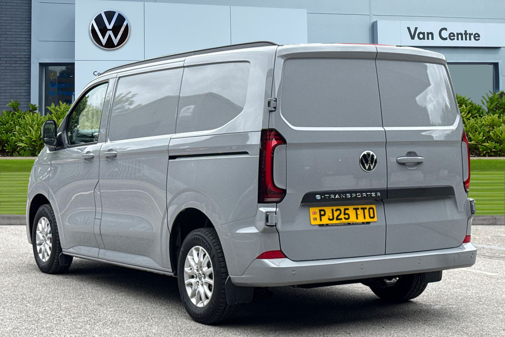 Volkswagen E-Transporter Volkswagen Transporter T32 Swb 160Kw 65Kw Grey #2