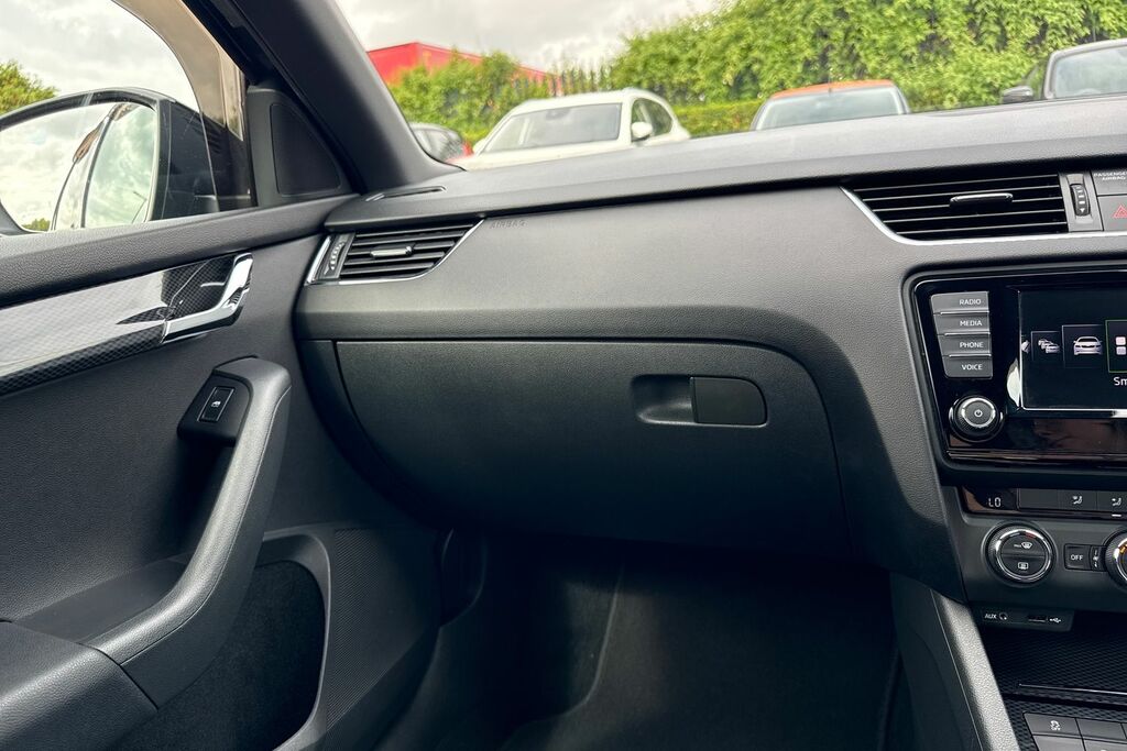 Skoda Octavia 1.6 Tdi Cr 110 Se L Euro 6 Lez Free Fsh New Mot 2 Silver #19