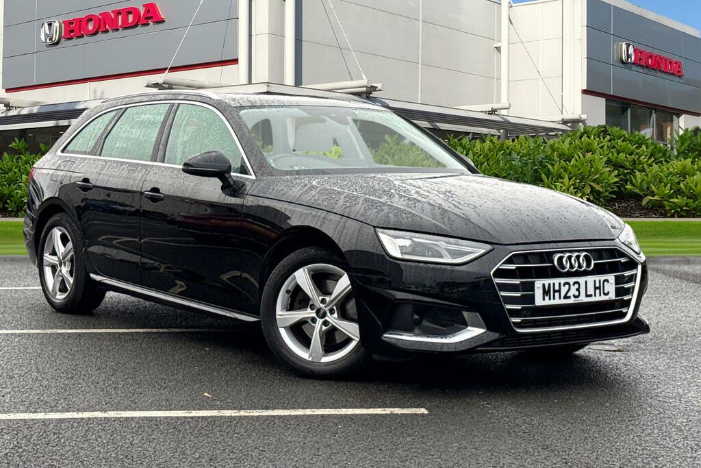 Audi A4 Avant 35 Tfsi Sport S Tronic 17 Alloy Black