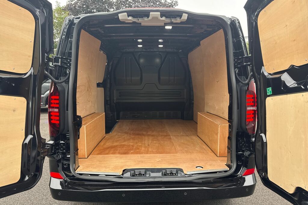 Volkswagen Transporter 2.0 Tdi 150 Commerce Pro Van 5 Plus Black #6