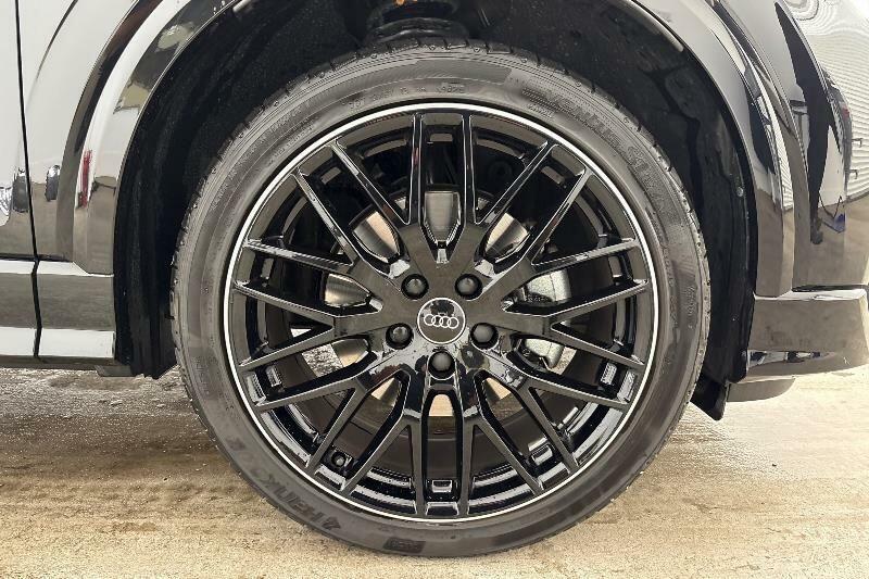Audi Q2 35 Tfsi Black Edition S Tronic DE26MHZ Black #5