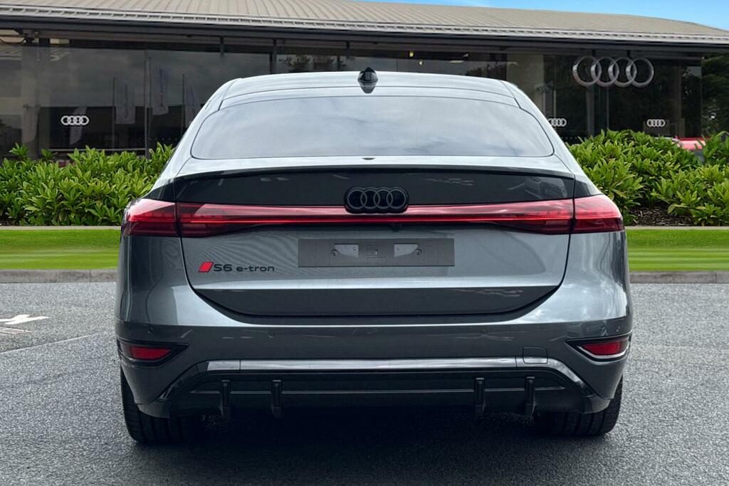 Audi E-tron 100Kwh Black Edition Quattro PX26WRA Grey #4