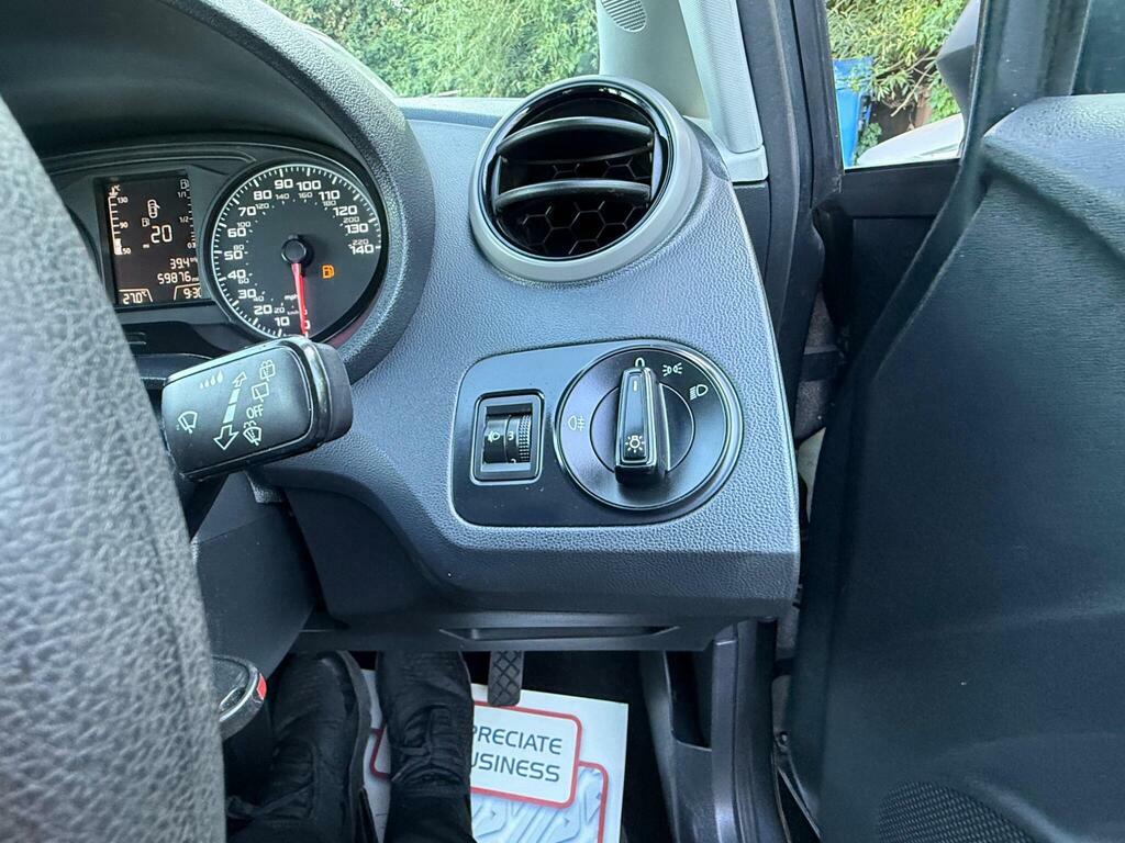 Seat Ibiza Vista 74 Bhp White #16
