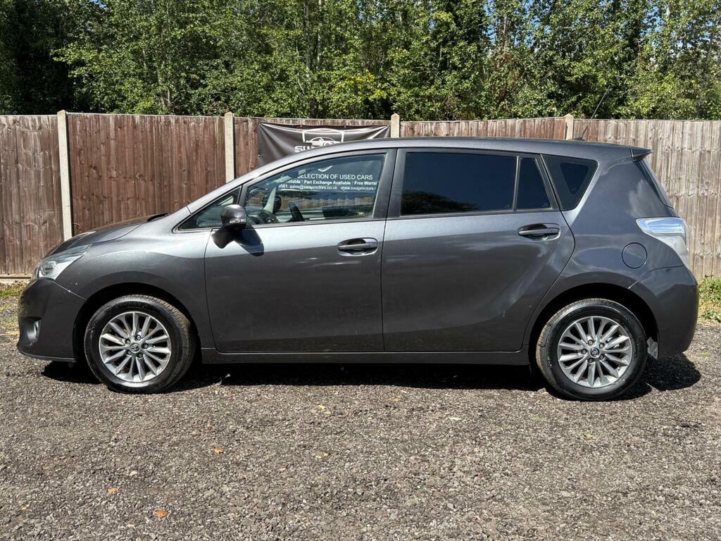 Toyota Verso Verso Icon Tss Valvematic Red #8