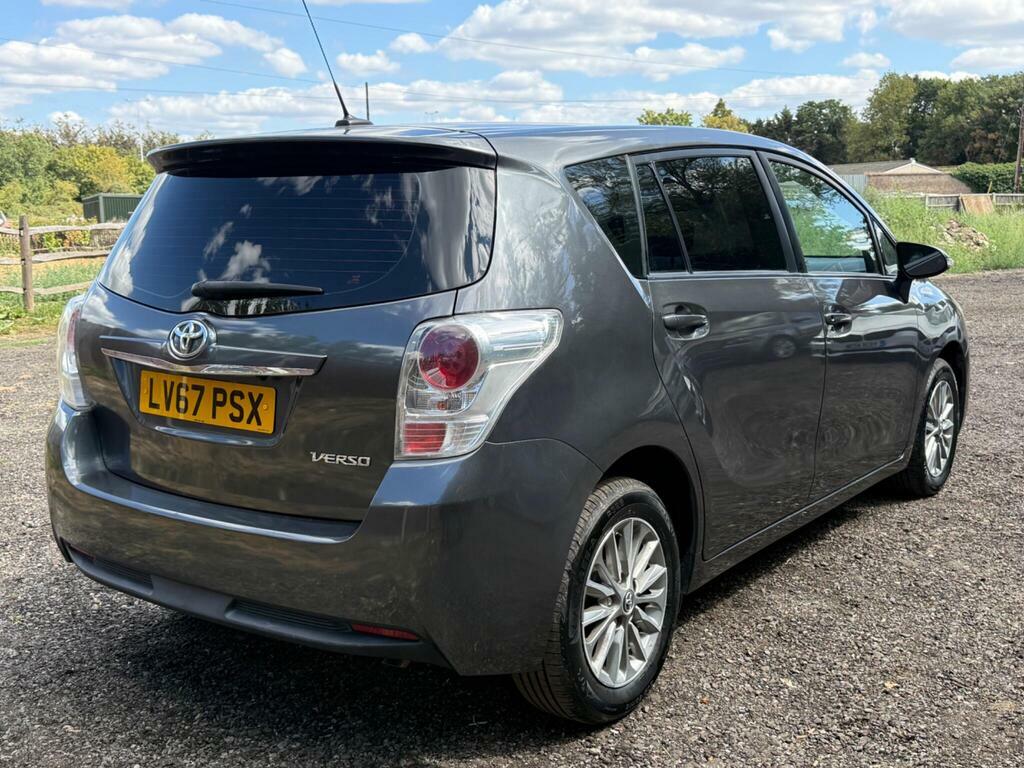 Toyota Verso Verso Icon Tss Valvematic Red #12