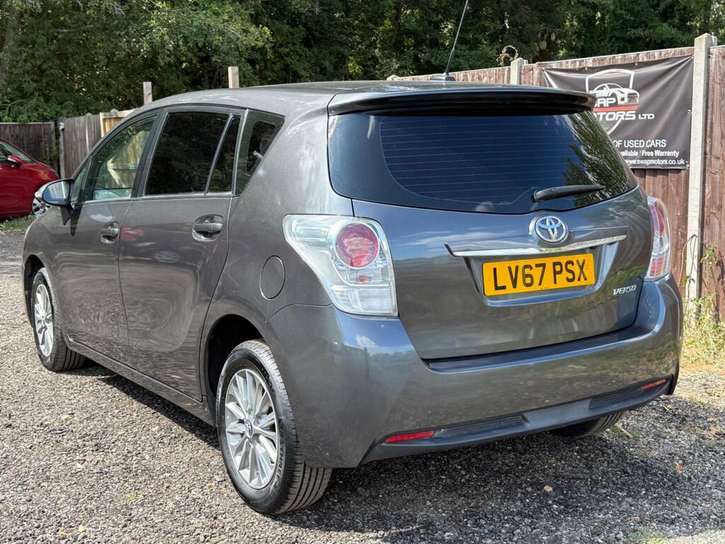 Toyota Verso Verso Icon Tss Valvematic Red #7