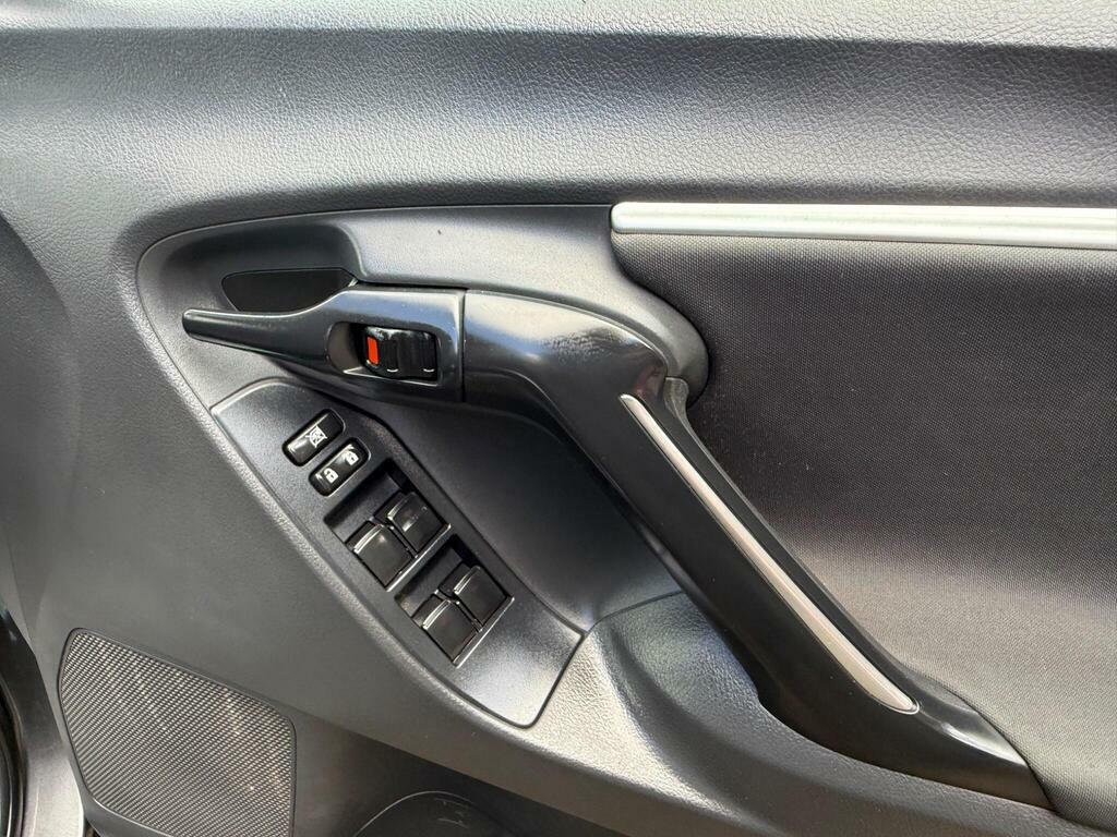 Toyota Verso Verso Icon Tss Valvematic Red #33