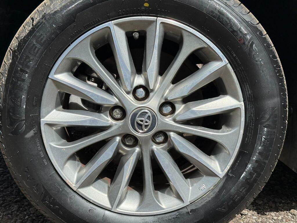 Toyota Verso Verso Icon Tss Valvematic Red #39
