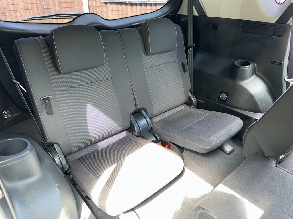 Toyota Verso Verso Icon Tss Valvematic Red #24