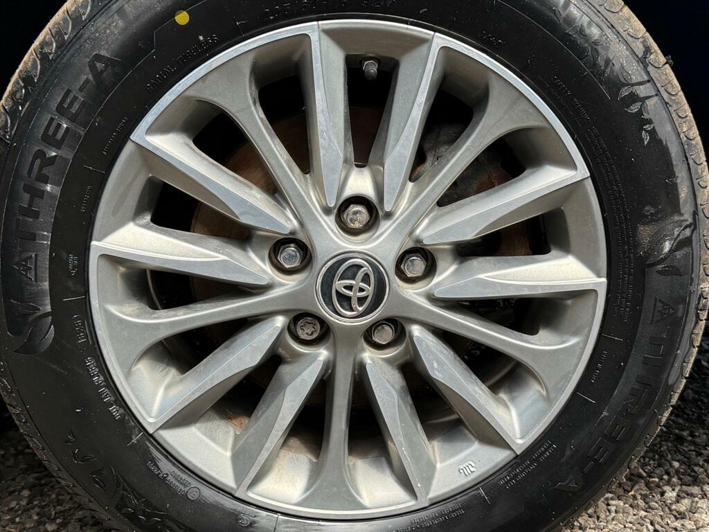 Toyota Verso Verso Icon Tss Valvematic Red #38