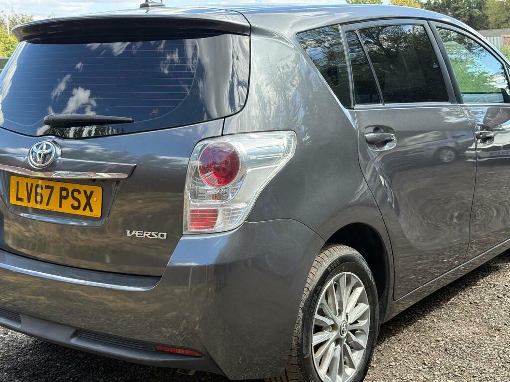 Toyota Verso Verso Icon Tss Valvematic Red #11