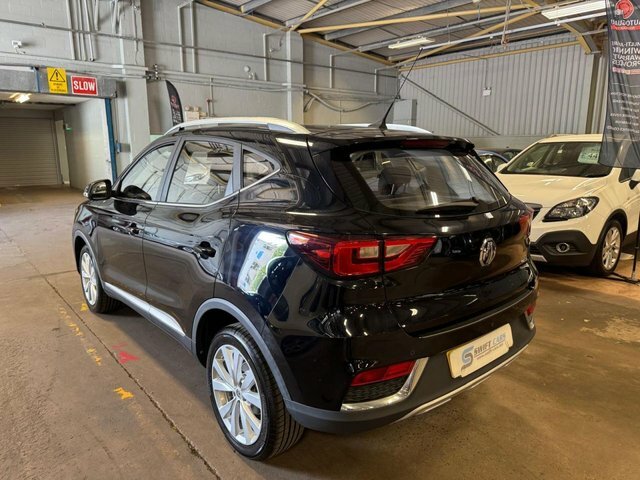 MG ZS Excite Black #3