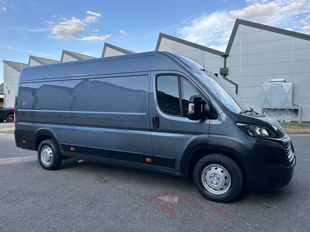 Peugeot Boxer 2.2 Bluehdi 435 Professional L4 Grey #3