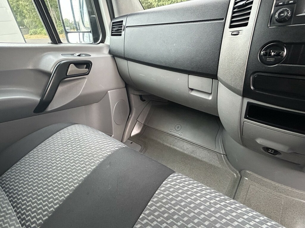 Volkswagen Crafter Crafter Cr35 Lwb Fwd White #21