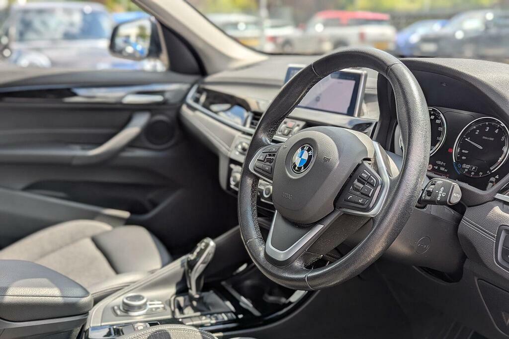 BMW X1 X1 Sdrive18i Sport  #6