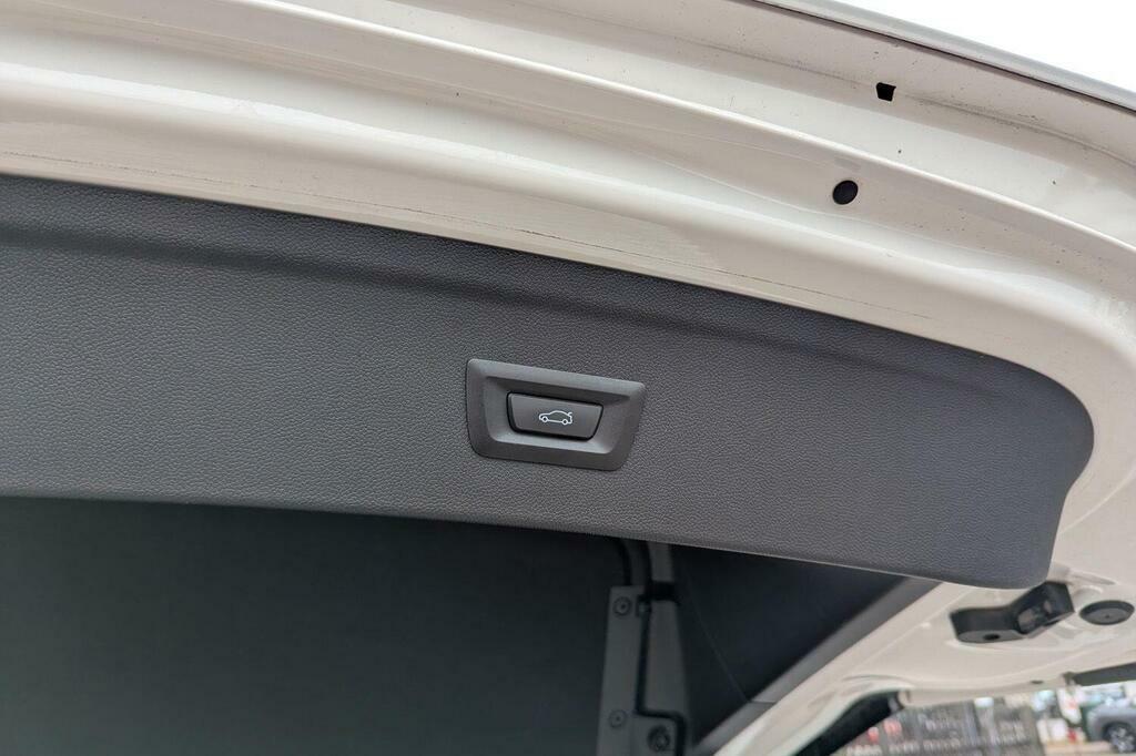 BMW iX Bmw I Estate 210Kw Premier Edition Pro 80 Grey #26
