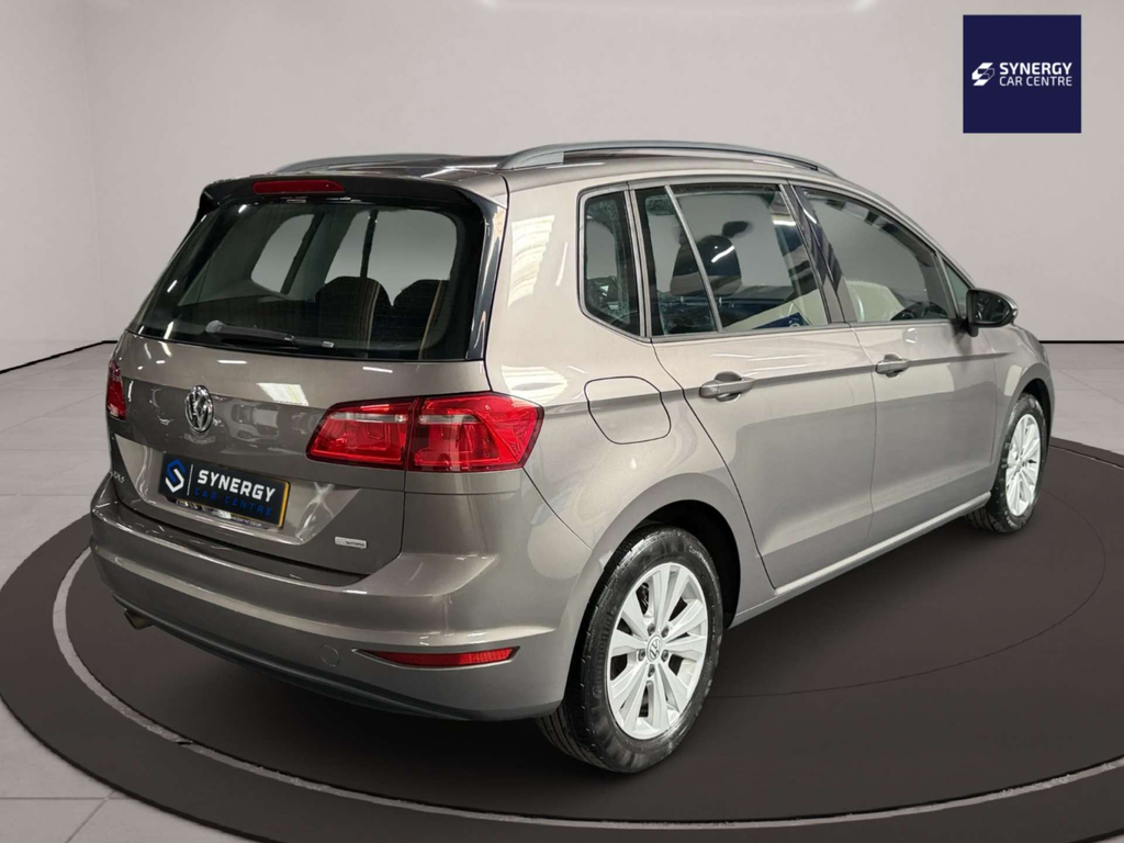 Volkswagen Golf SV Se Tdi