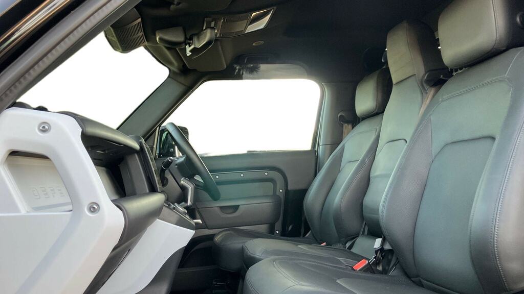 Land Rover Defender 90 3.0 D350 Hard Top X-dynamic Hse 3 Seat Black #3