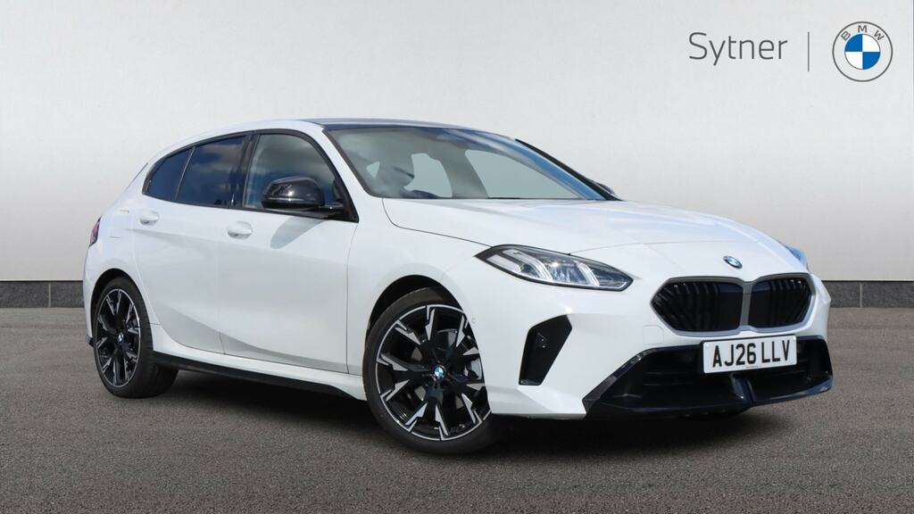 BMW 1 Series 120 M Sport Step White