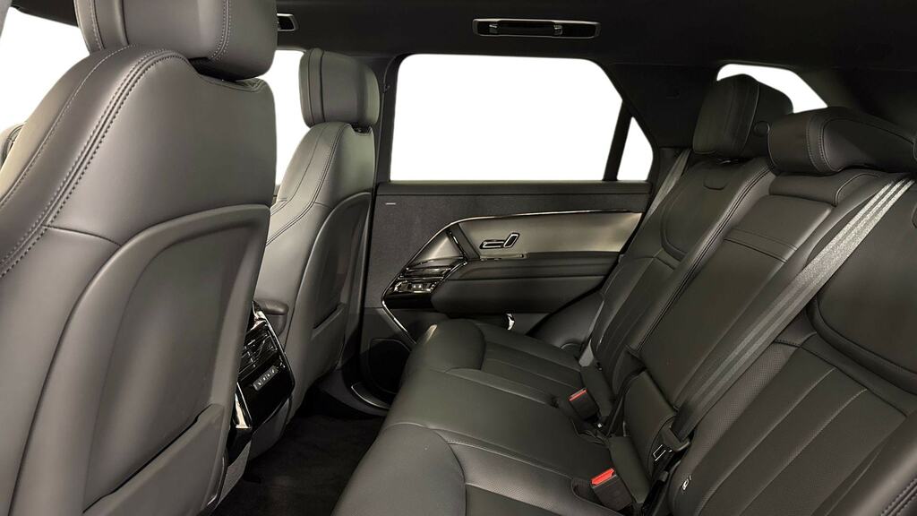 Land Rover Range Rover Sport 3.0 P460e Edition Black #4