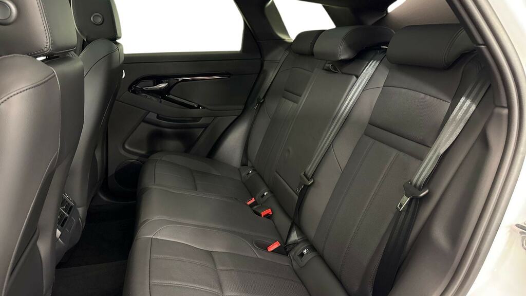 Land Rover Range Rover Evoque 2.0 D200 Dynamic Se White #4