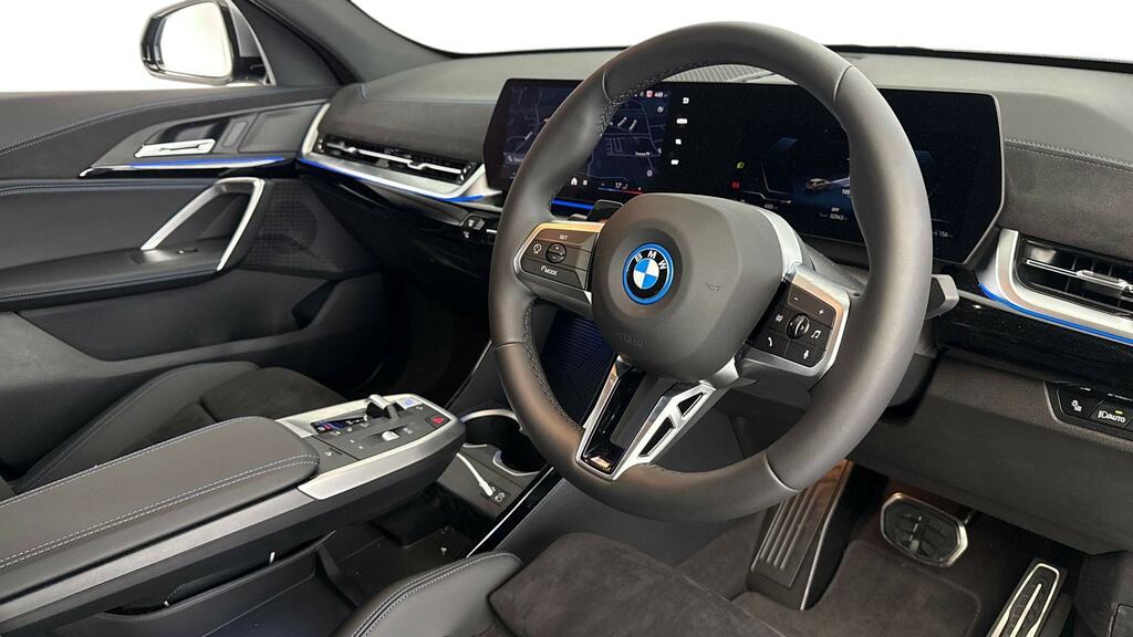 BMW iX2 150Kw Edrive20 Shadow Edition 65Kwh Grey #6