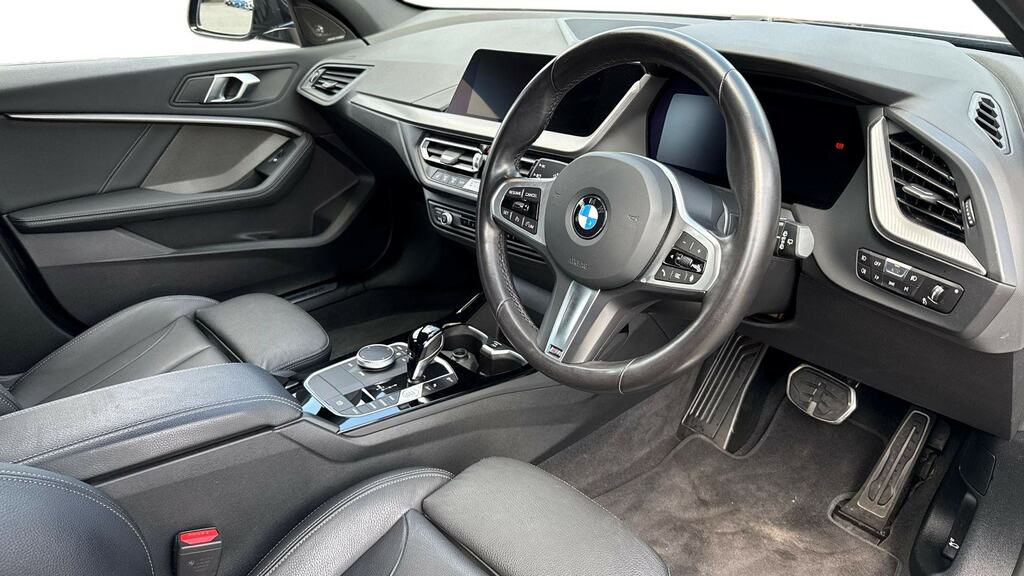 BMW 1 Series 118I 136 M Sport Step Lcp RO73KUF Black #6