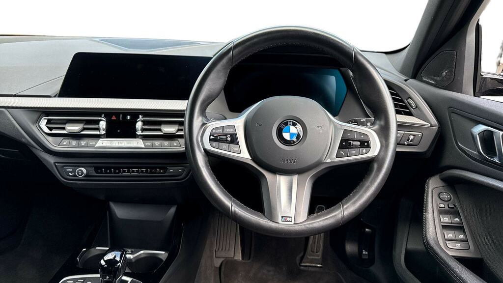 BMW 1 Series 118I 136 M Sport Step Lcp RO73KUF Black #5
