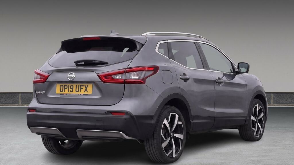 Nissan Qashqai 1.3 Dig-t Tekna DP19UFX Grey #4