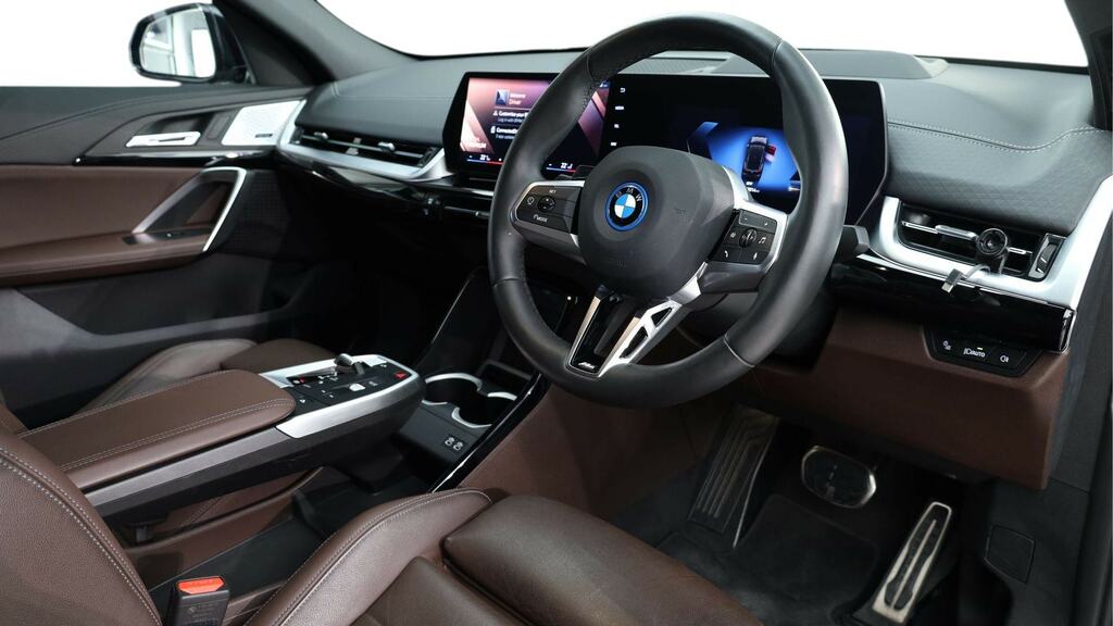 BMW iX2 230Kw Xdrive30 M Sport 65Kwh Tech22kw Black #6