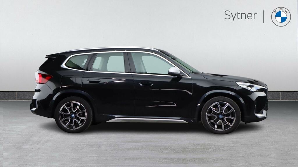 BMW iX1 230Kw Xdrive30 Xline 65Kwh NL23VVH Black #3