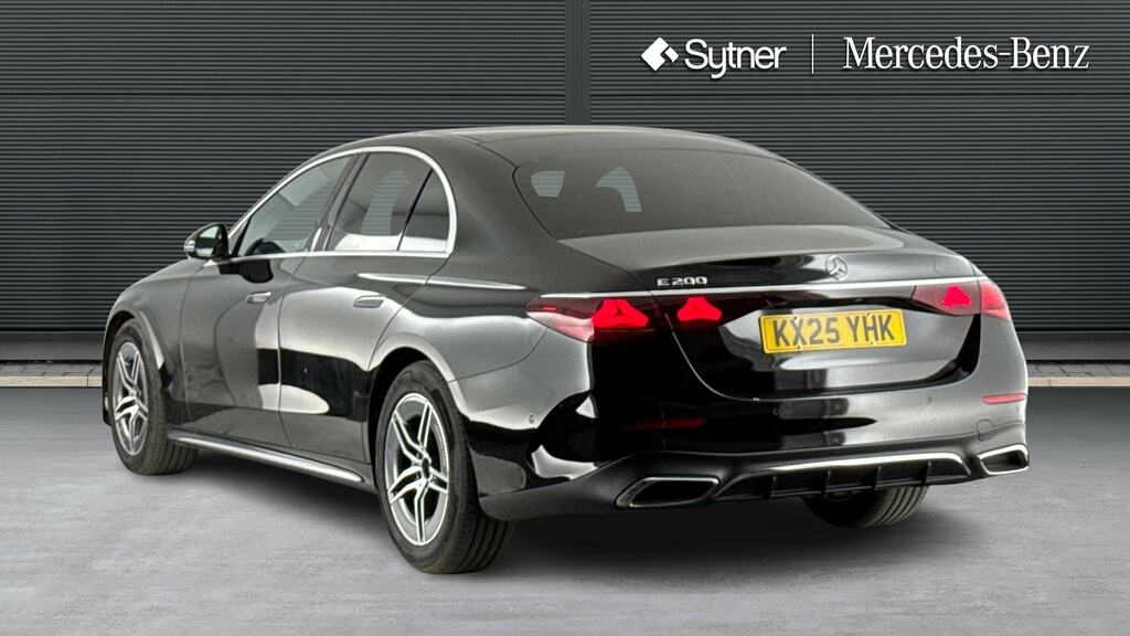 Mercedes-Benz E Class E200 Amg Line 9G-tronic Black #2