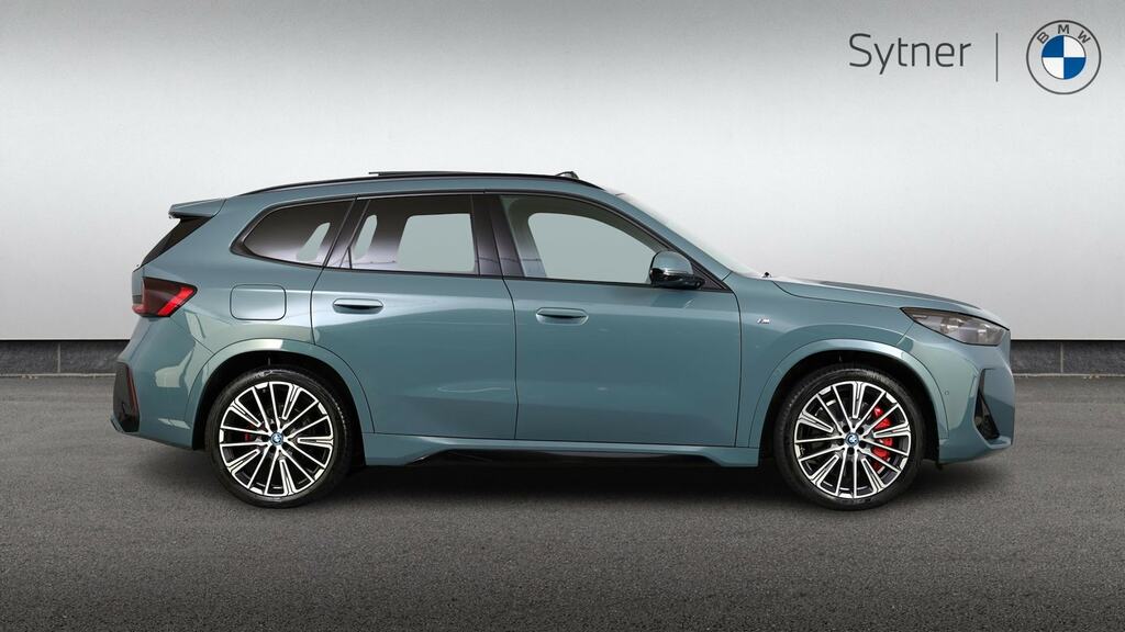 BMW iX1 230Kw Xdrive30 M Sport 65Kwh Techpro YG24PUS Green #3