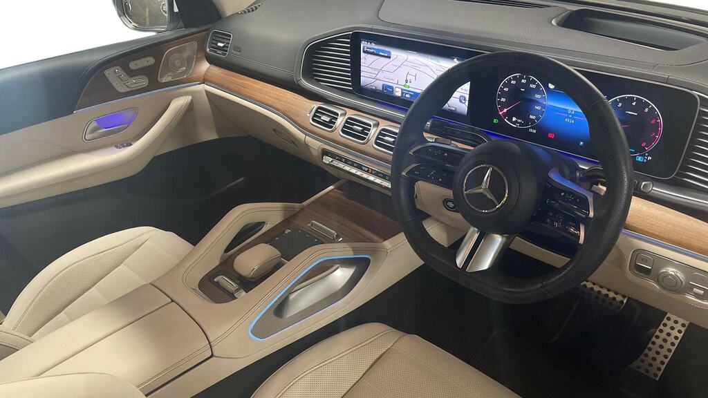 Mercedes-Benz 450 Gls 450 4Matic Amg Line Premium 9G-tronic White #3
