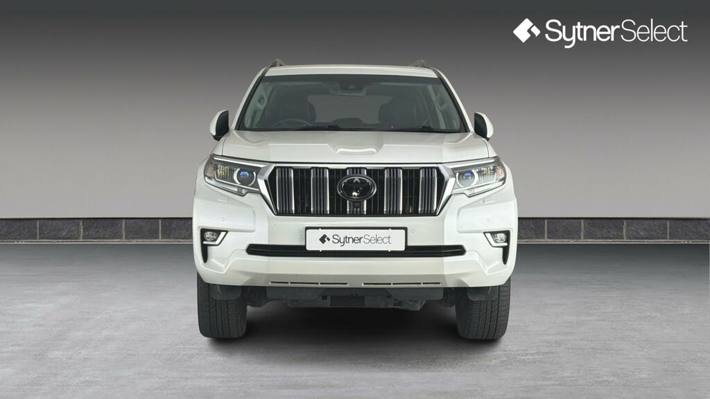 Toyota Land Cruiser 2.8 D-4d 204 Invincible 7 Seats FX23YSL White #4
