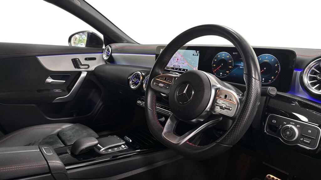 Mercedes-Benz CLA Class Cla 180 Amg Line Premium Night Ed Tip KN23NFE Blue #3