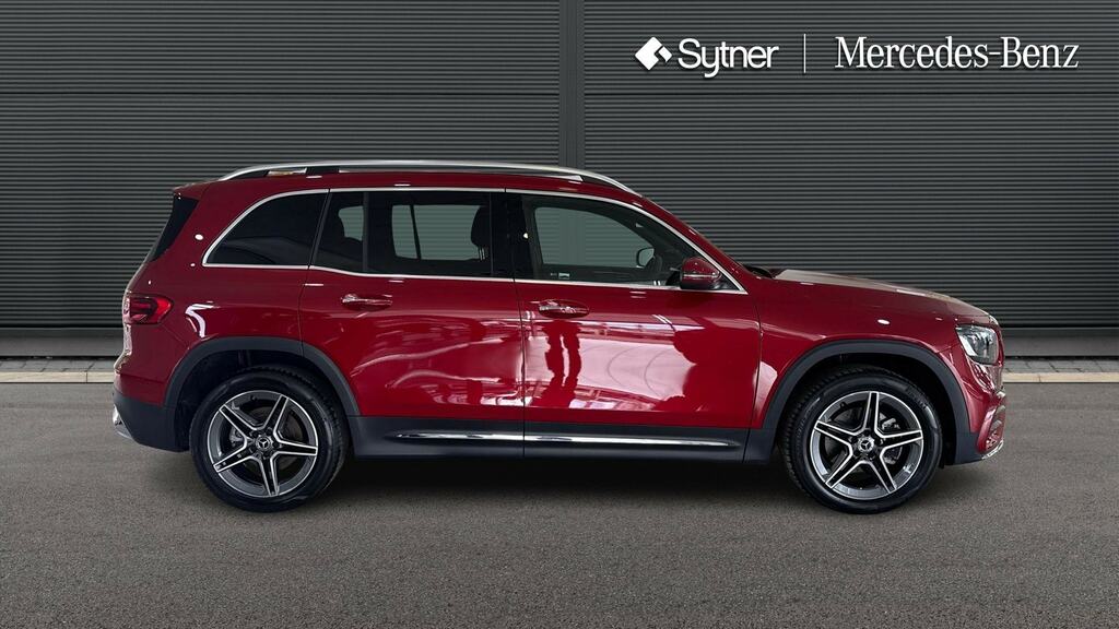 Mercedes-Benz GLB Class Glb 200 Amg Line Premium 7G-tronic Red #4