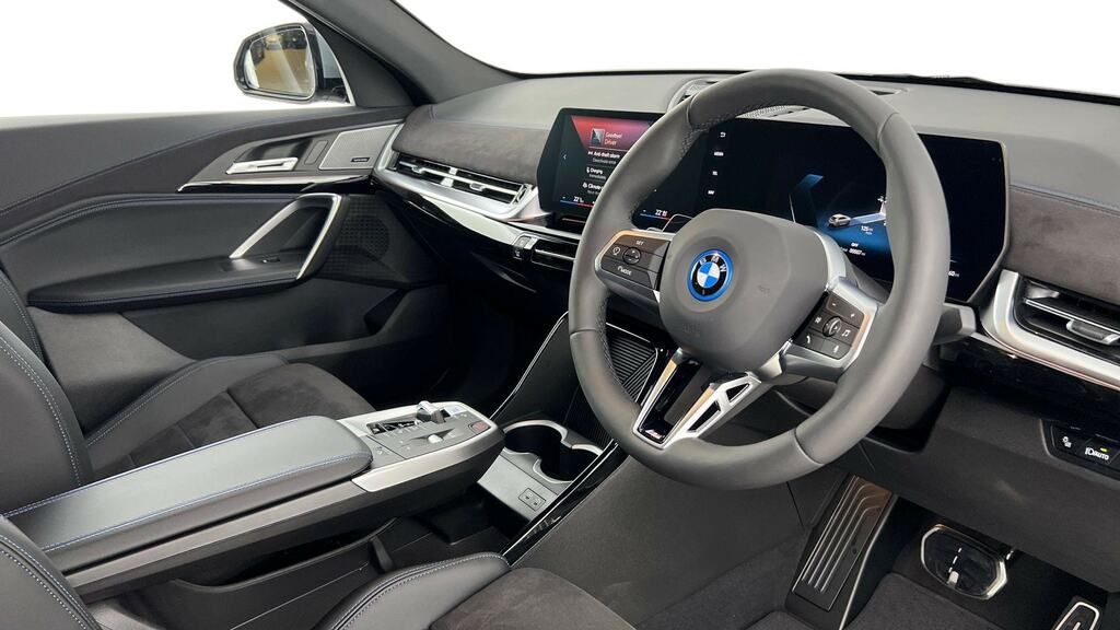 BMW iX2 150Kw Edrive20 Shadow Edition 65Kwh Grey #6