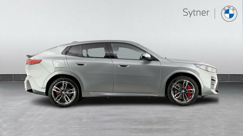 BMW iX2 150Kw Edrive20 Shadow Edition 65Kwh Grey #3