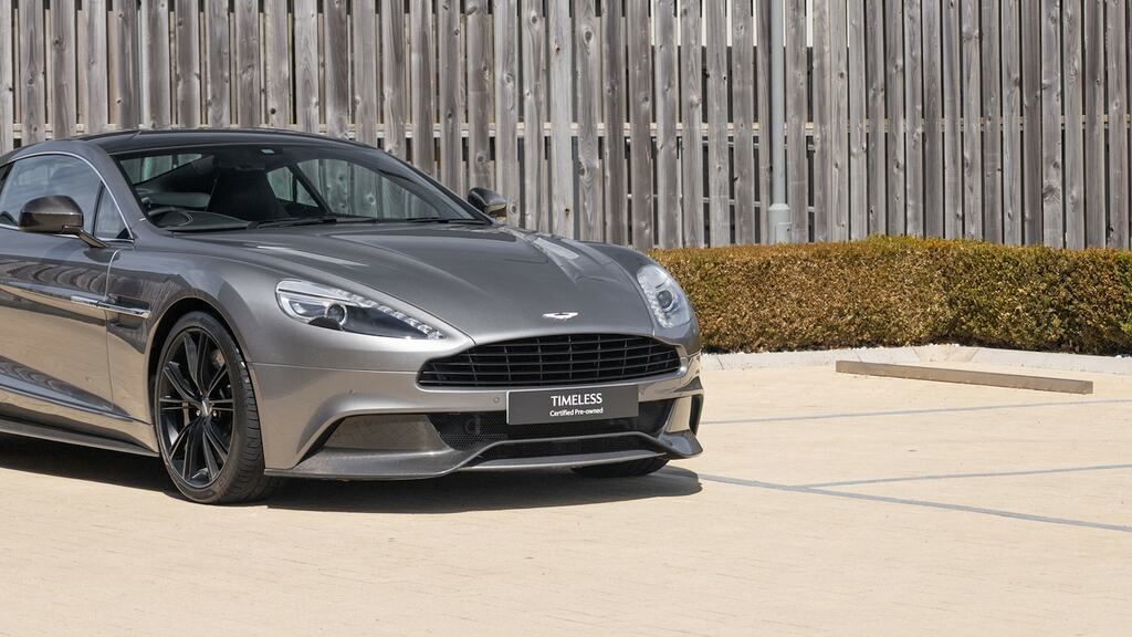 Aston Martin Vanquish 6.0 V12 Volante T-tronicii Euro 5 565 Red #29