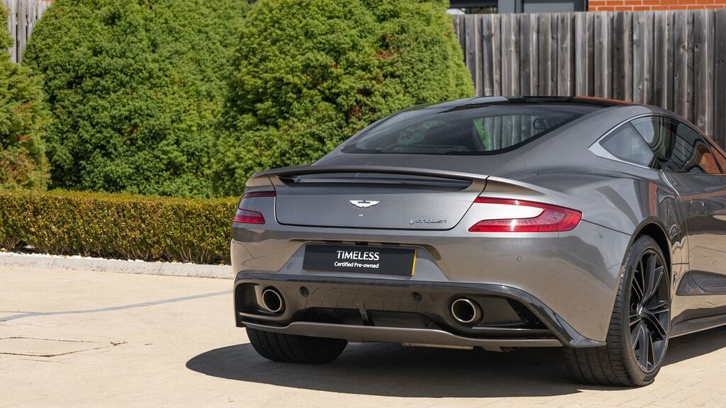 Aston Martin Vanquish 6.0 V12 Volante T-tronicii Euro 5 565 Red #37