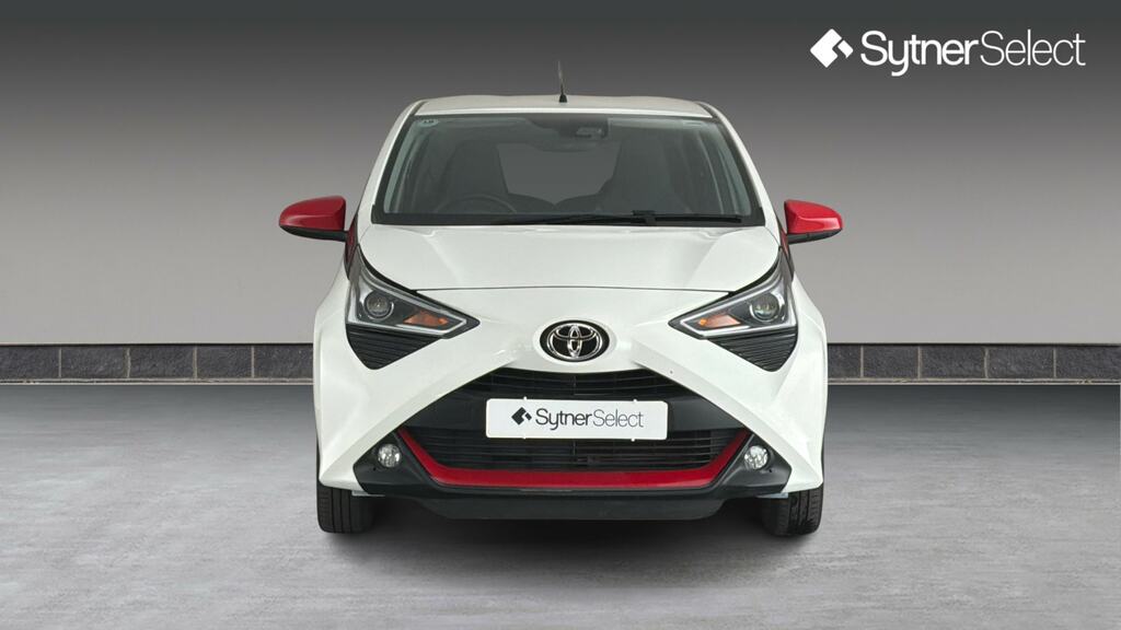 Toyota Aygo 1.0 Vvt-i X-trend Tss X-shift EF21OVV White #4