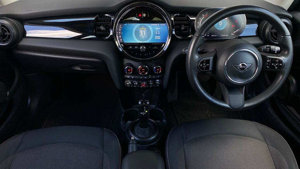 Mini Hatch 1.5 Cooper Classic Premium Plus CV23KMJ Silver #4