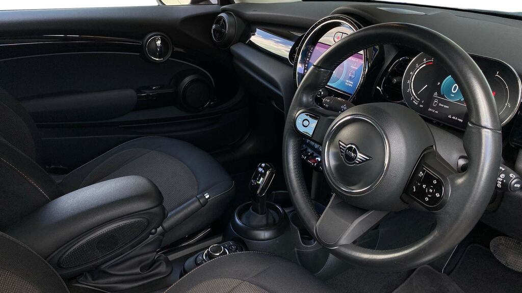 Mini Hatch 1.5 Cooper Classic Premium Plus CV23KMJ Silver #6