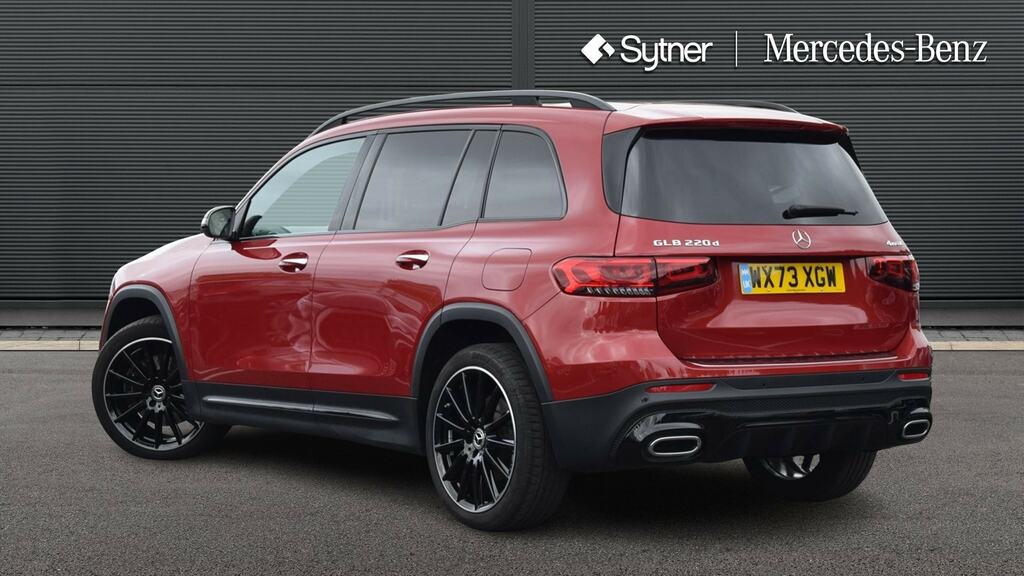 Mercedes-Benz GLB Class Glb 220D 4Matic Amg Line Prem Plus 8G-tronic Red #2