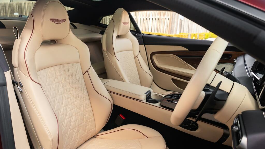 Aston Martin Vanquish V12 Biturbo Euro 6 Silver #16