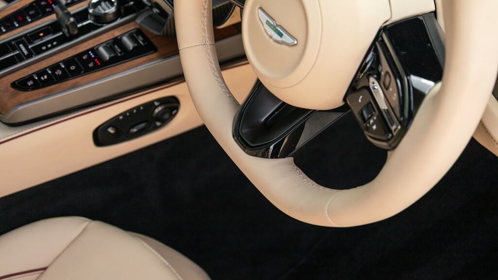 Aston Martin Vanquish V12 Biturbo Euro 6 Silver #51