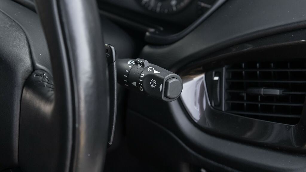 Aston Martin Vanquish V12 S T-troniii Euro 6 Black #63
